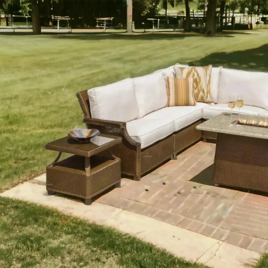 Hamptons Outdoor Wicker L-Shaped Sectional With Table